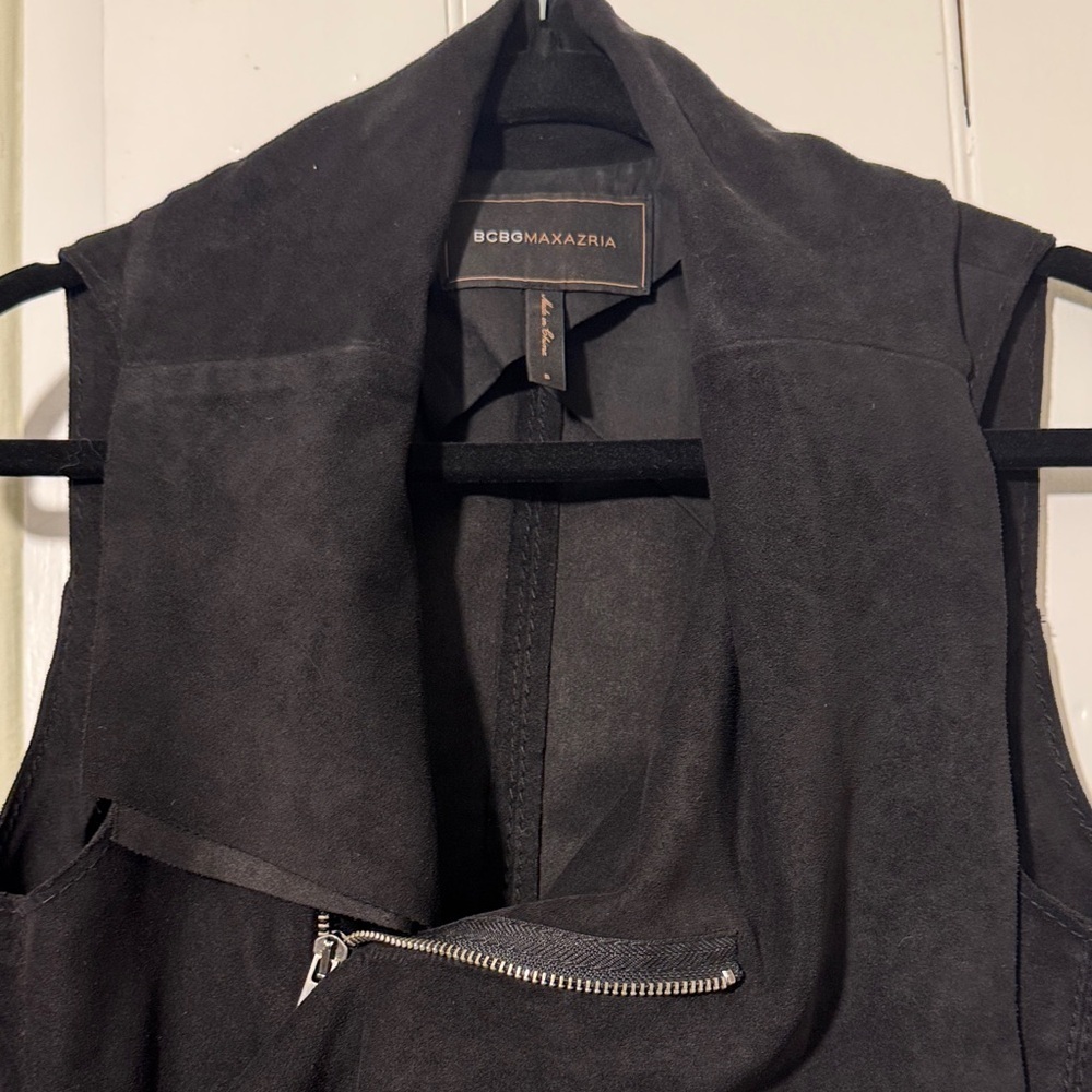 BCBGMaxAzria Black Faux Suede Asymmetrical Vest Exposed Zipper